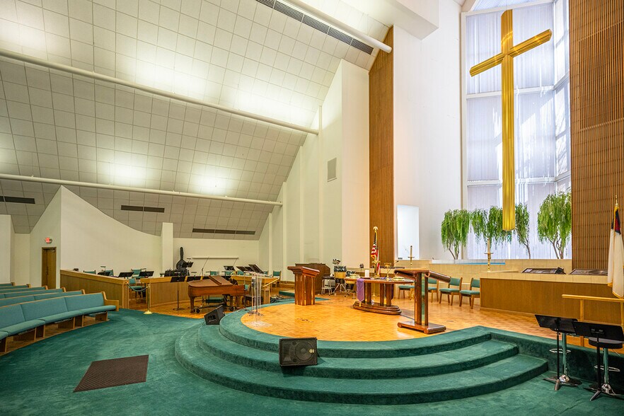 More Photos Of 4808 Utica Ave, Lubbock Specialty For Sale