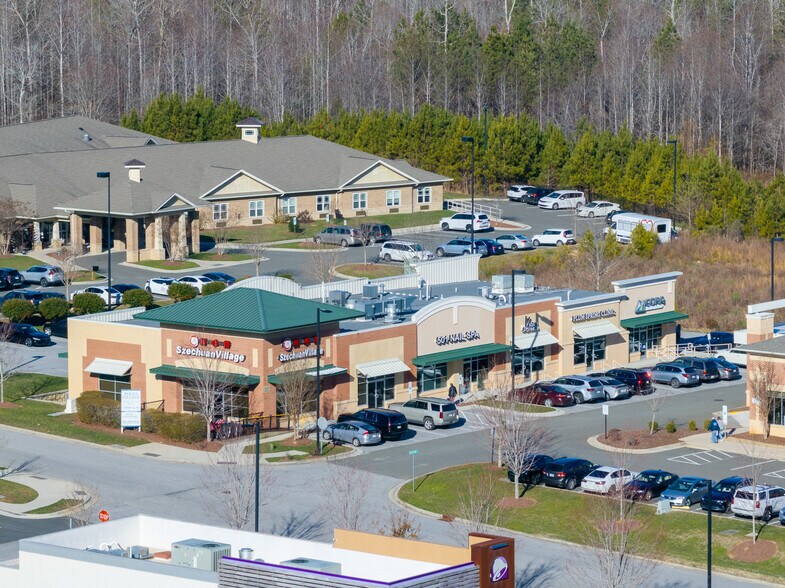 More Photos Of 111 Knox Way, Chapel Hill Freestanding For Sale