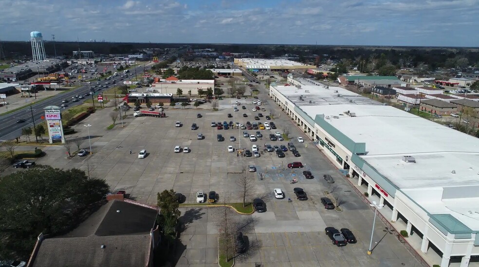 More Photos Of 1318 W Airline Hwy, La Place Unknown For Lease