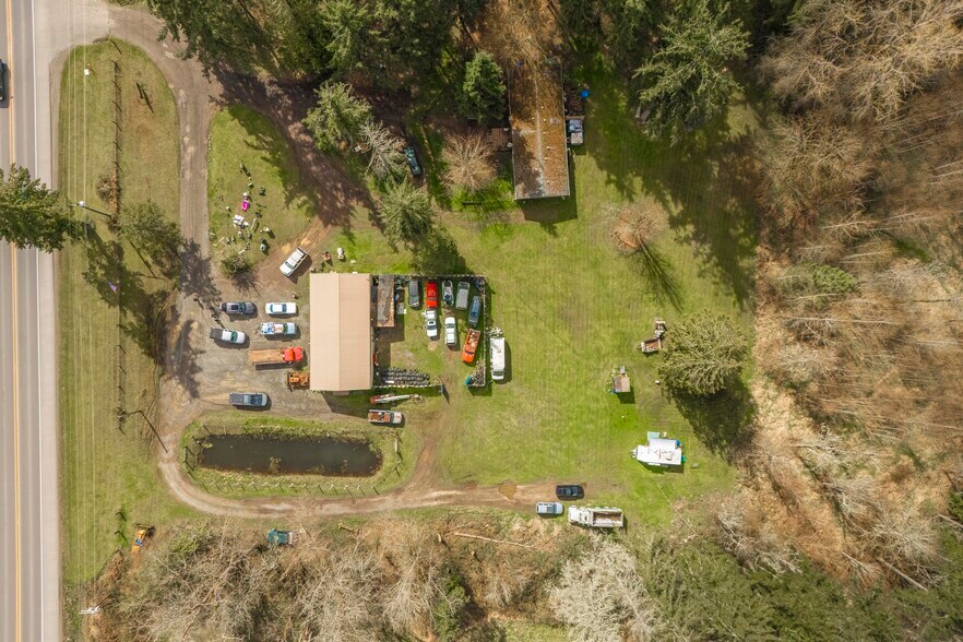 More Photos Of 32416 Mountain Hwy E, Eatonville General Retail For Sale