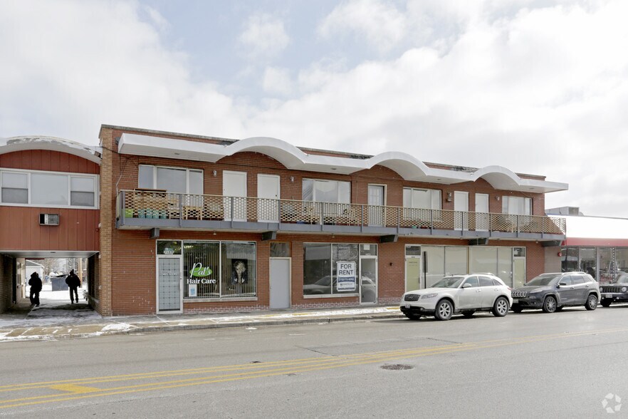 More Photos Of 12147-12151 S Western Ave, Blue Island Storefront Retail Residential For Lease