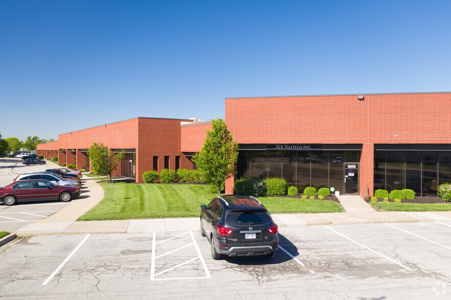 More Photos Of 8200-8248 Marshall Dr, Lenexa Warehouse For Lease