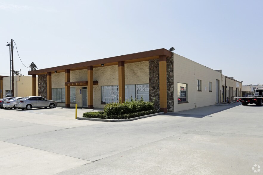 More Photos Of 11816-11850 Washington Blvd, Whittier Unknown For Lease