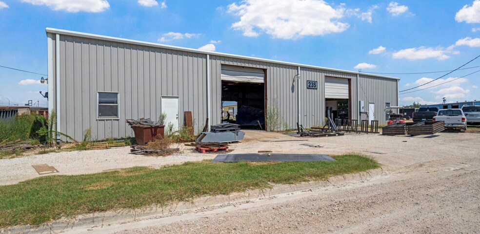 Primary Photo Of 235 S McLennan Loop, Elm Mott Warehouse For Lease