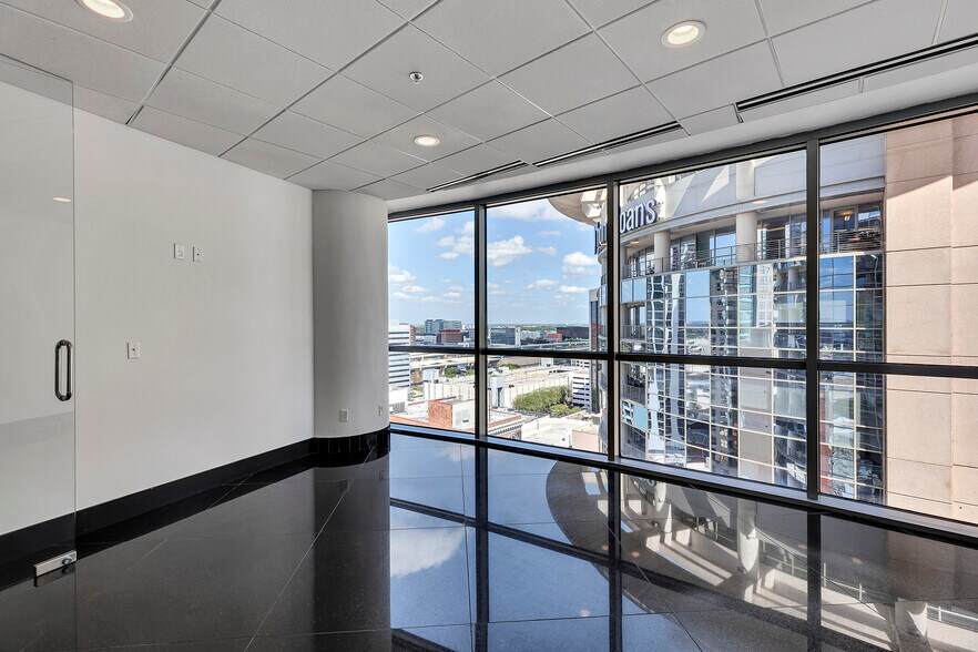 More Photos Of 121-189 S Orange Ave, Orlando Office Residential For Lease