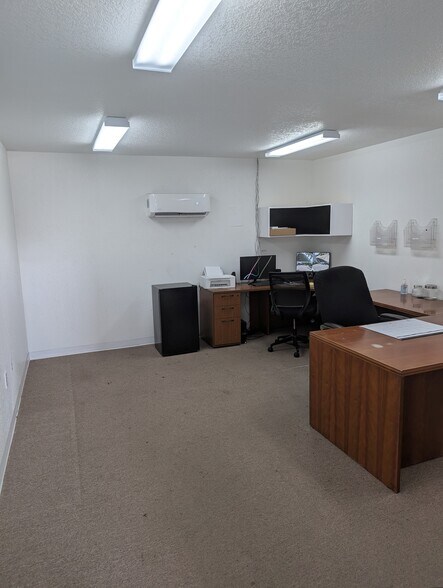 More Photos Of 9755 S. R. Florida 121 S, Macclenny Warehouse For Lease