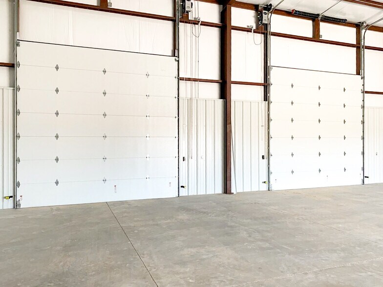 More Photos Of 2277 Ocotillo Dr, Pecos Warehouse For Lease