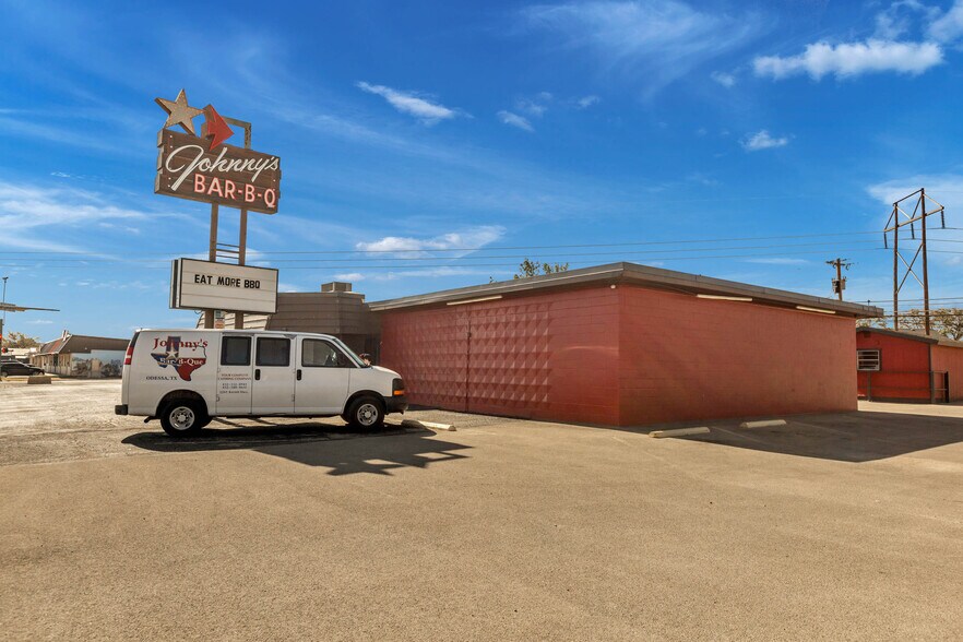 More Photos Of 2201 Kermit Hwy, Odessa Restaurant For Sale