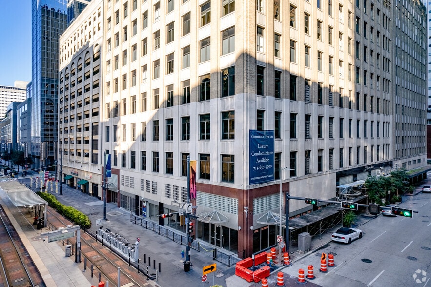 More Photos Of 914 Main St, Houston Apartments For Lease