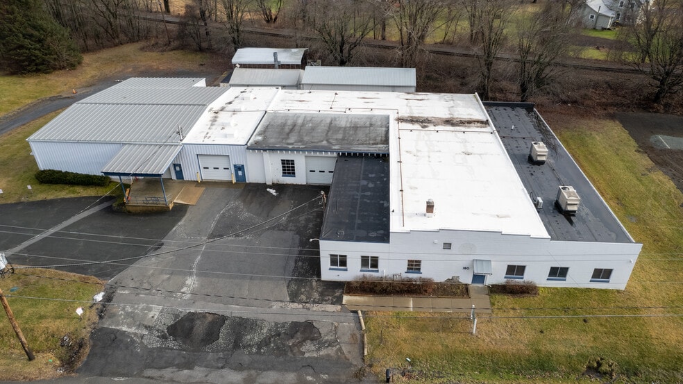 More Photos Of 180 Ushers Rd, Round Lake Warehouse For Sale