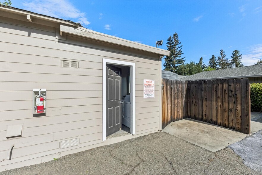 More Photos Of 187 Old Bernal Ave, Pleasanton Multifamily For Sale