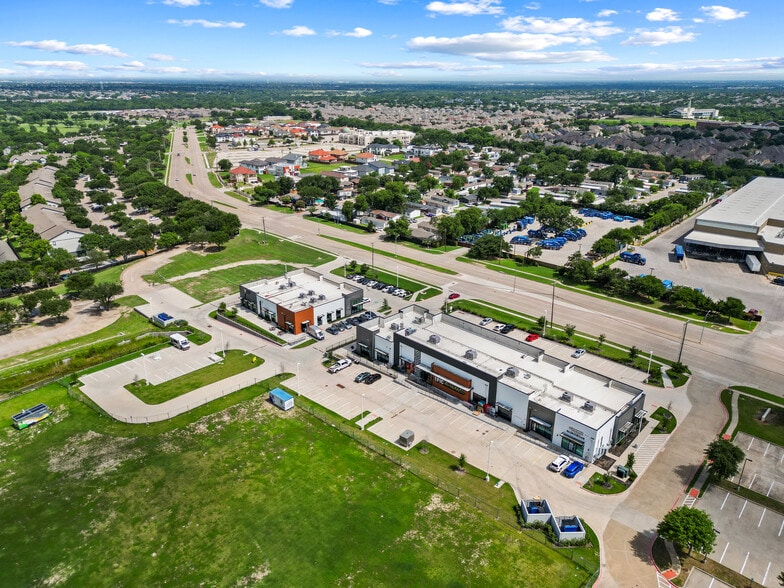 More Photos Of 4301 14th St, Plano Unknown For Lease