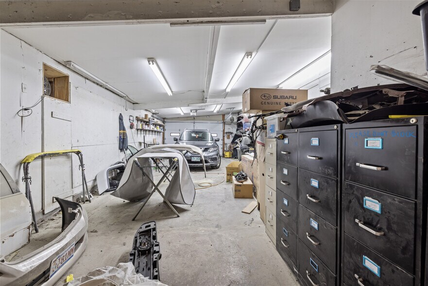 More Photos Of 20 Woodland St, Methuen Auto Repair For Sale