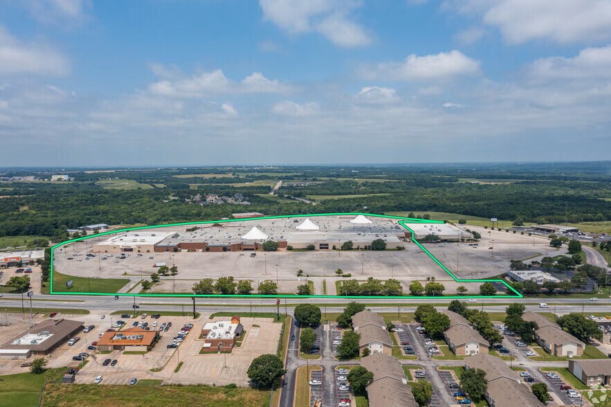 Primary Photo Of 4800 N Texoma Pky, Sherman Freestanding For Lease