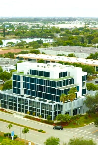More Photos Of 10450 NW 33rd St, Doral Office For Sale