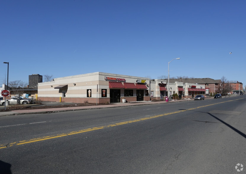Primary Photo Of 25-73 Albany Ave, Hartford Storefront For Lease