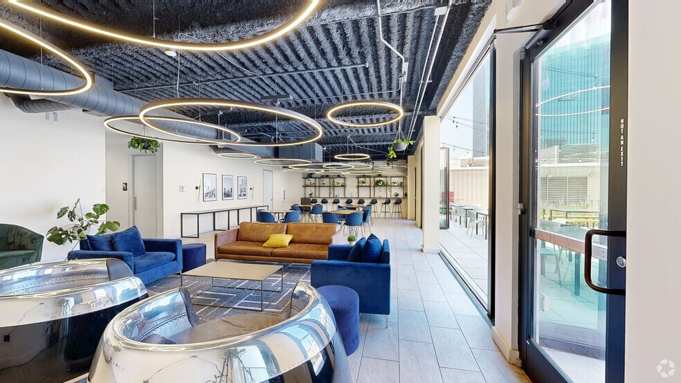 More Photos Of 1630 Welton St, Denver Office For Sale