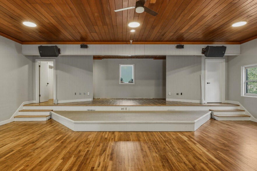 More Photos Of 2554 Sandy Level Rd, Goodview Lodge Meeting Hall For Sale