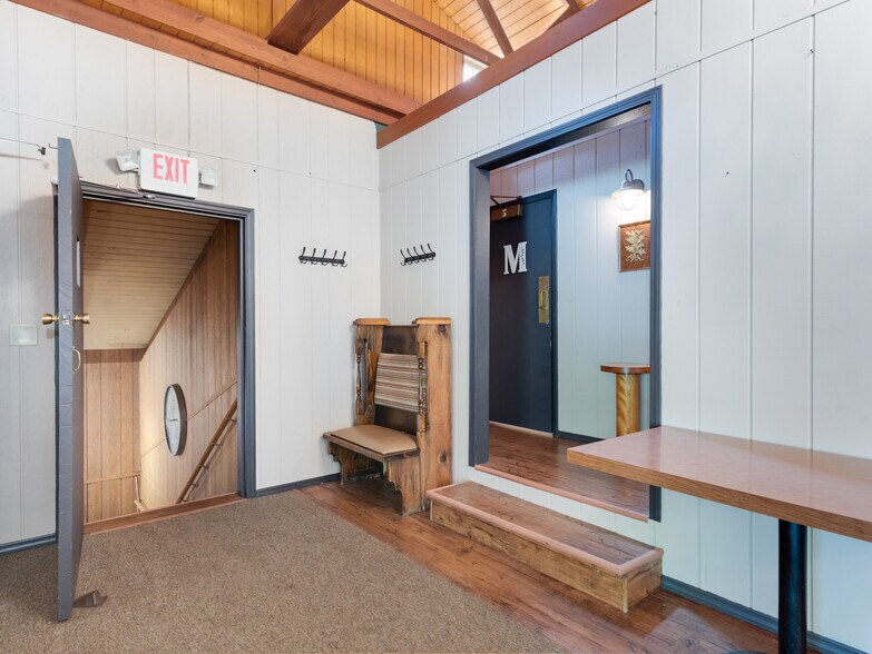 More Photos Of 2973 N Il Route 71, Ottawa Restaurant For Sale