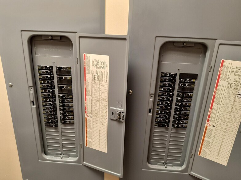 More Photos Of 322 Indianapolis Blvd, Schererville Medical For Lease