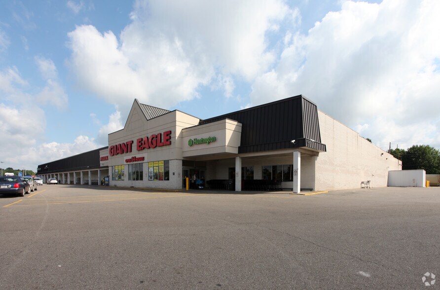 Primary Photo Of 2750 Mahoning Ave NW, Warren Unknown For Lease