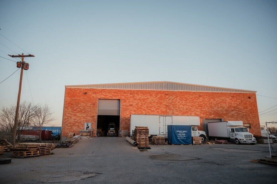 More Photos Of 3411 W Industrial Ave, Midland Distribution For Sale