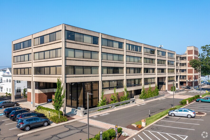 Primary Photo Of 127 Washington Ave, North Haven Unknown For Lease