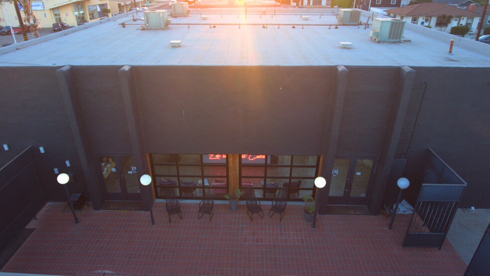 More Photos Of 1895 E Main St, Ventura General Retail For Sale