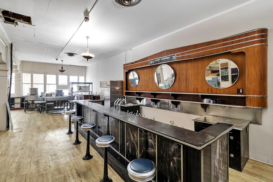 More Photos Of 2302 Main St, Buffalo Storefront Retail Residential For Sale