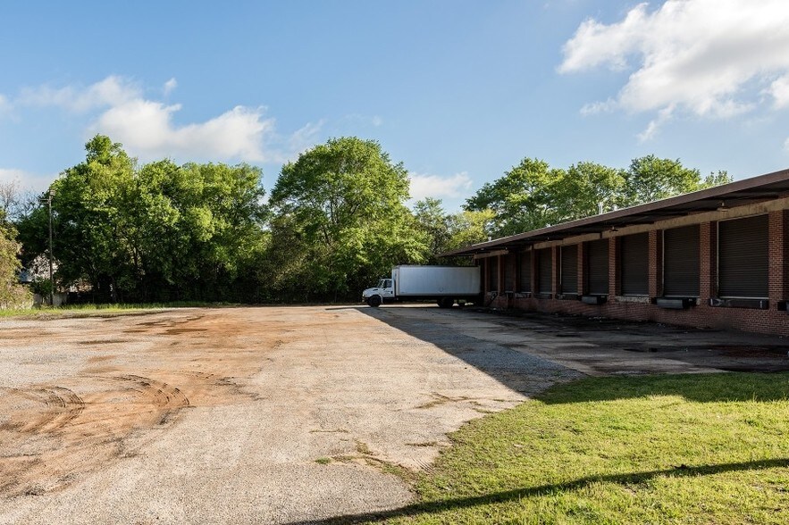 More Photos Of 3609 Lower Wetumpka Rd, Montgomery Warehouse For Sale