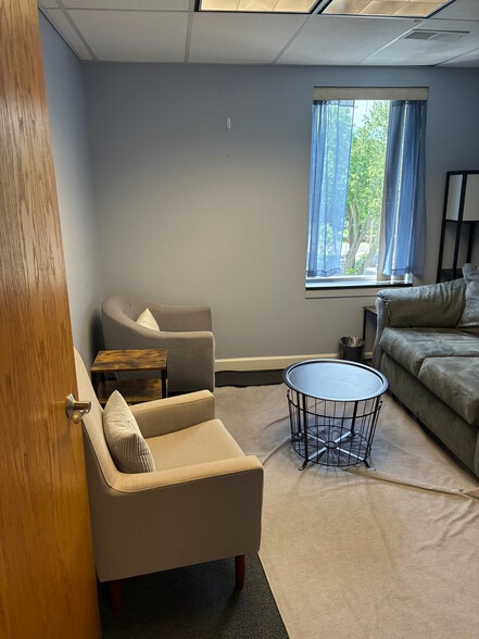 More Photos Of 2155 Jackson Ave, Ann Arbor Medical For Lease