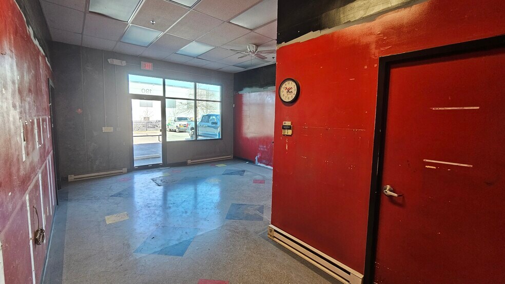 More Photos Of 45915 Maries Rd, Sterling Warehouse For Lease