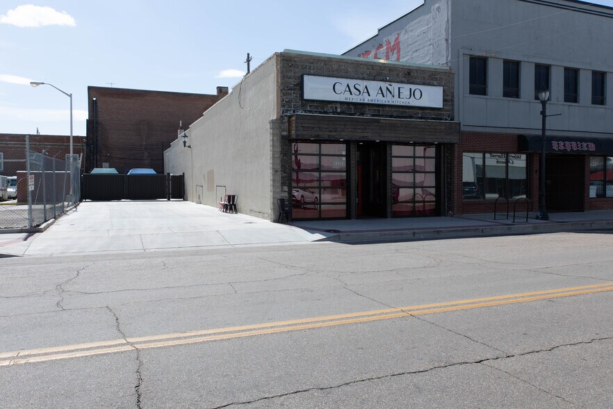 More Photos Of 812 Main St, Caldwell Storefront For Sale