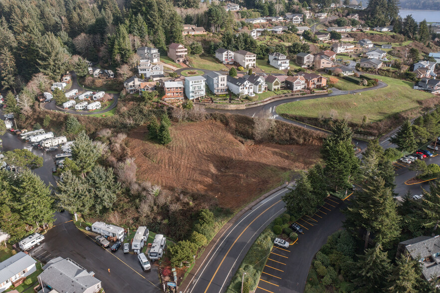 Primary Photo Of 1005 SE Bay Blvd, Newport Land For Sale