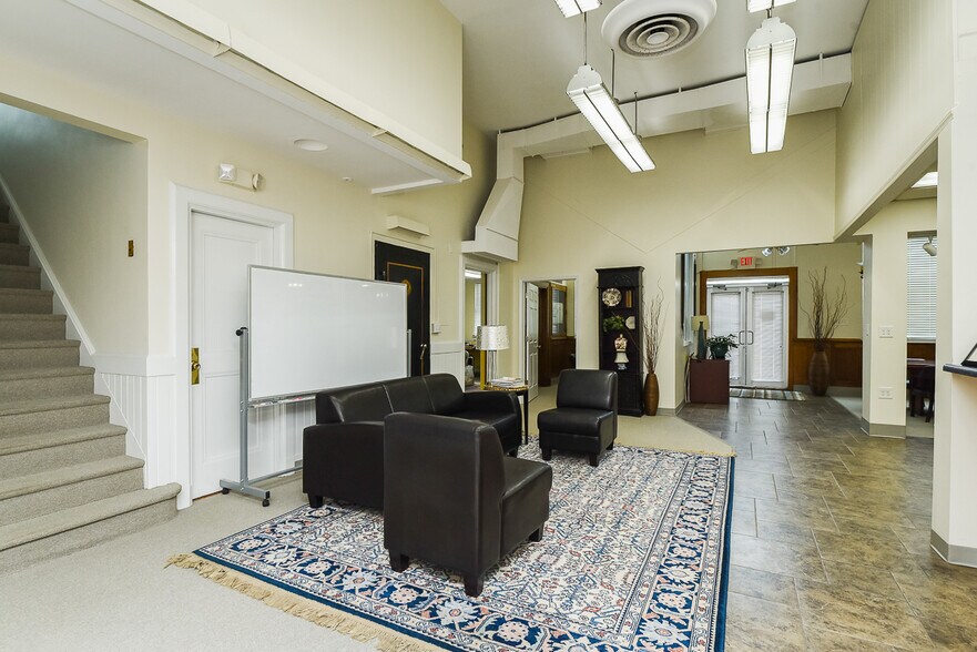 More Photos Of 128 W Harden St, Graham Freestanding For Sale
