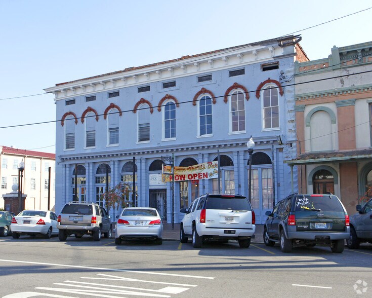 Primary Photo Of 1122-1124 Water Ave, Selma Storefront Retail Office For Sale