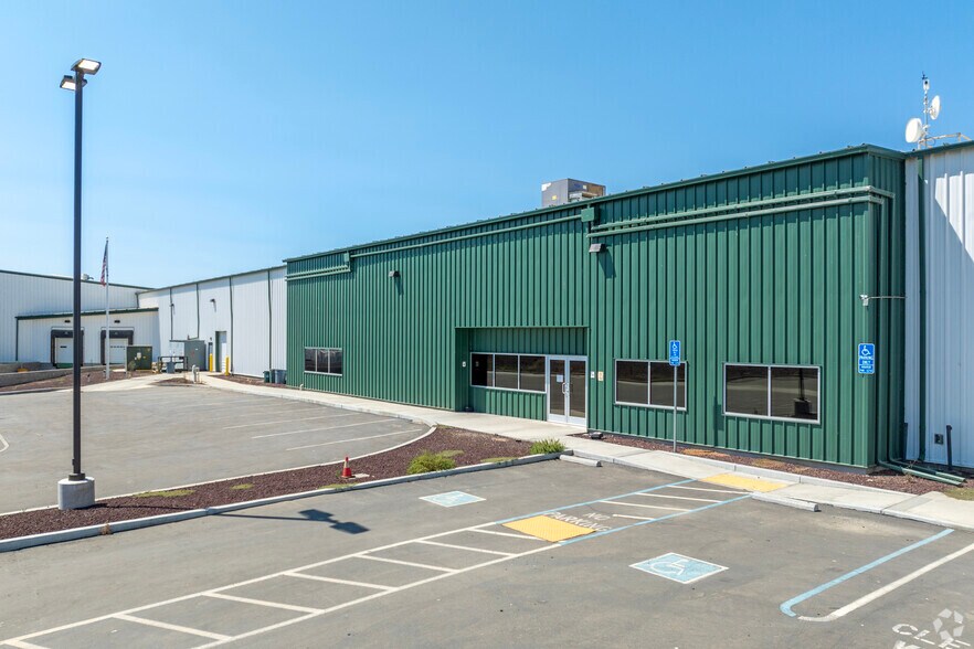 More Photos Of 1930 Lemon Ave, Patterson Food Processing For Sale