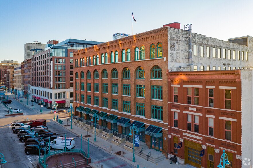 More Photos Of 311 E Chicago St, Milwaukee Office For Sale