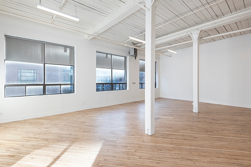 More Photos Of 276 Carlaw Av, Toronto Showroom For Lease