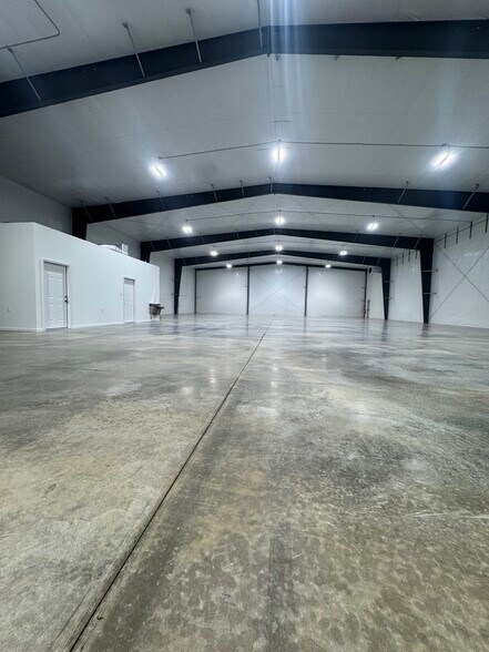 More Photos Of 464 James Burr Blvd, Kearneysville Unknown For Lease