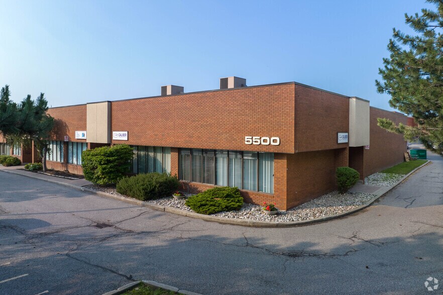 More Photos Of 5500 Tomken Rd, Mississauga Warehouse For Sale