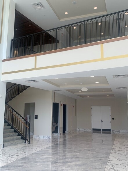 More Photos Of 10101 Global Way, Knoxville Medical For Lease