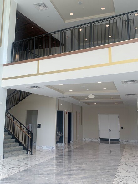 More Photos Of 10101 Global Way, Knoxville Medical For Lease