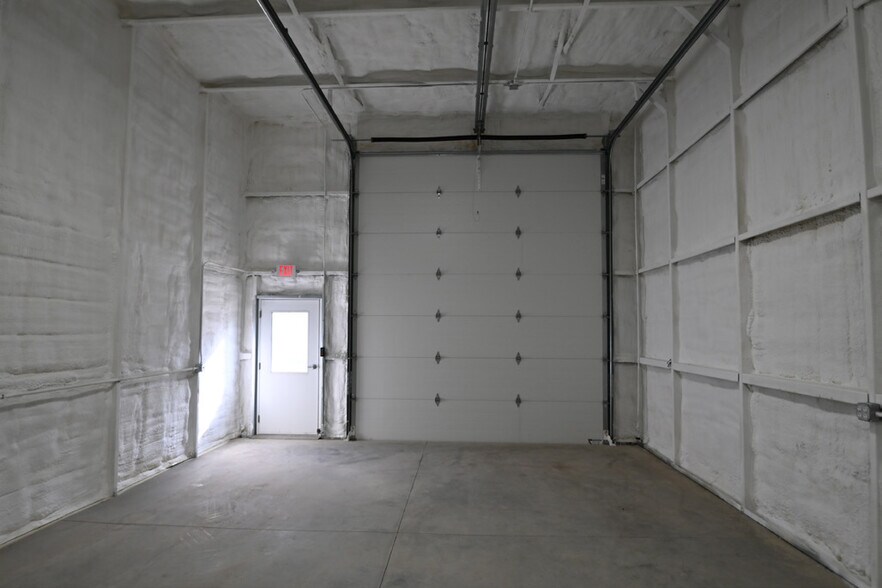 More Photos Of 4108 44th St N, Fargo Self Storage For Lease