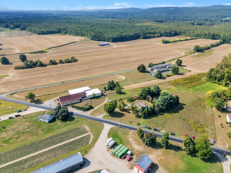 More Photos Of 203 Long Plain Rd, Whately Service For Sale