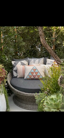 More Photos Of 1150 Yale St, Santa Monica Storefront Retail Office For Lease