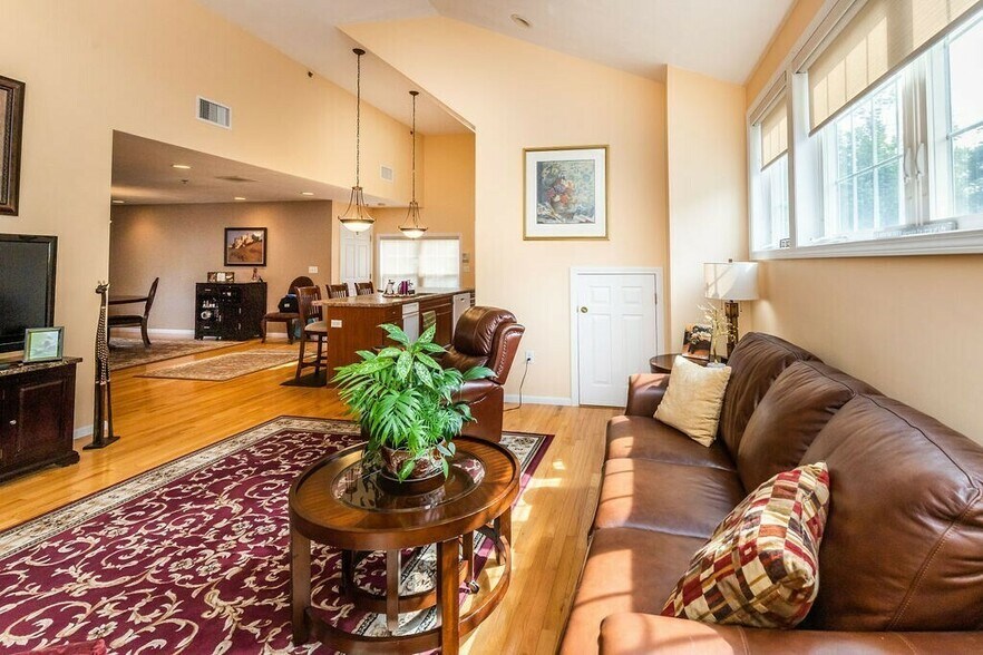 More Photos Of 7 Christy Dr, Brockton Office Residential For Sale