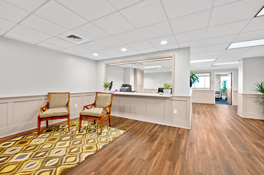 More Photos Of 500 N Water St, Corpus Christi Office For Lease