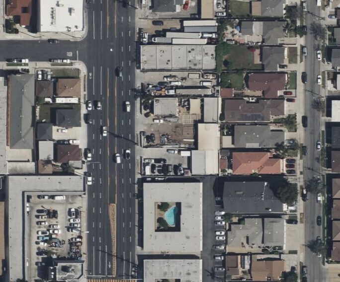 More Photos Of 13428 Prairie Ave, Hawthorne Warehouse For Sale