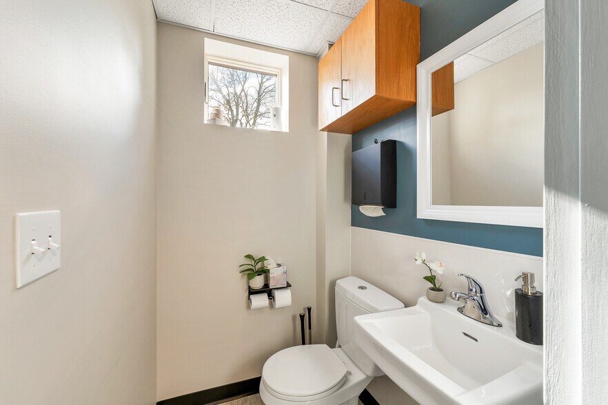 More Photos Of 36 W Water St, Wakefield Office For Sale